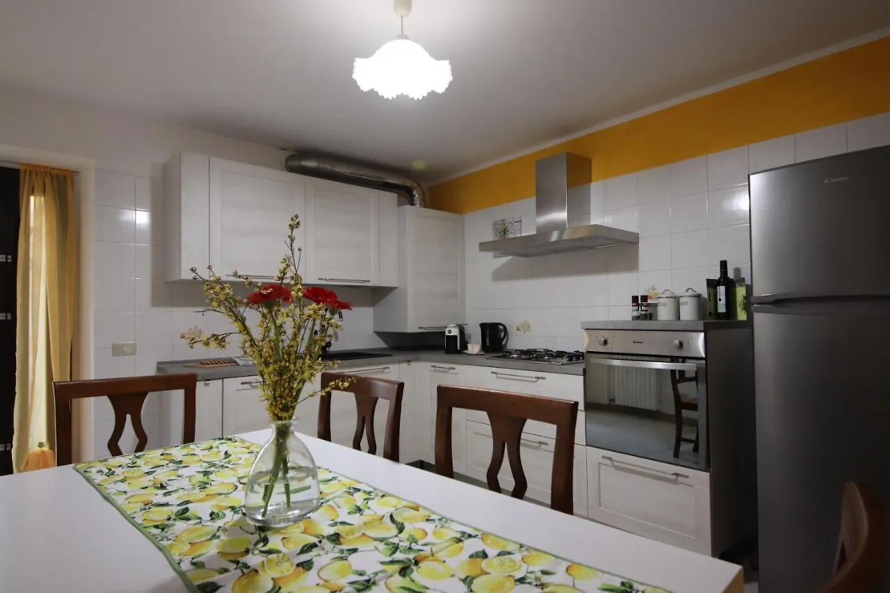 Holiday home Casa Vacanze Al Borgo Villa Caprino Veronese