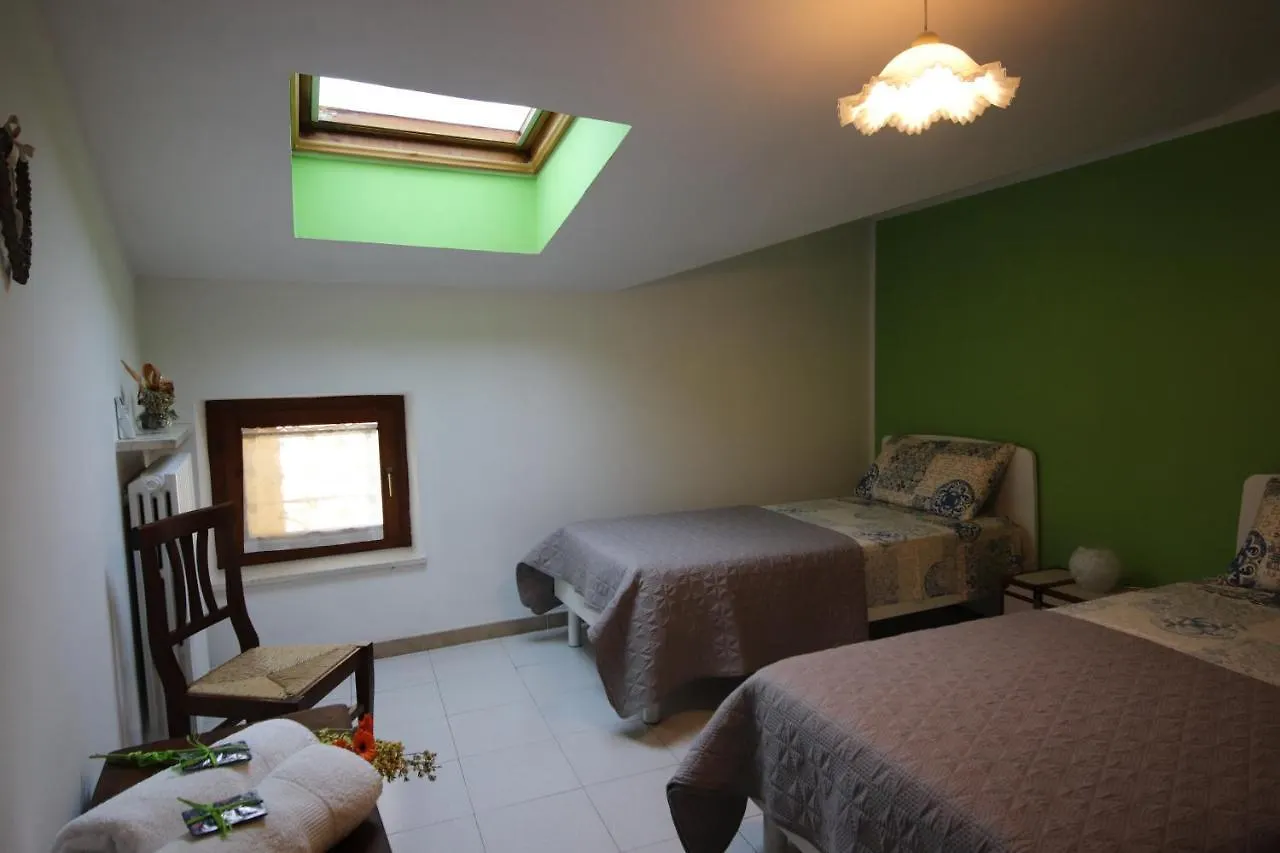 Holiday home Casa Vacanze Al Borgo Caprino Veronese Italy