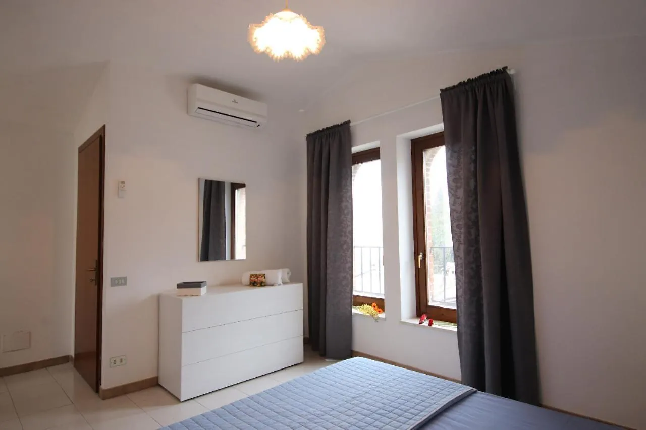 Casa Vacanze Al Borgo Caprino Veronese Holiday home
